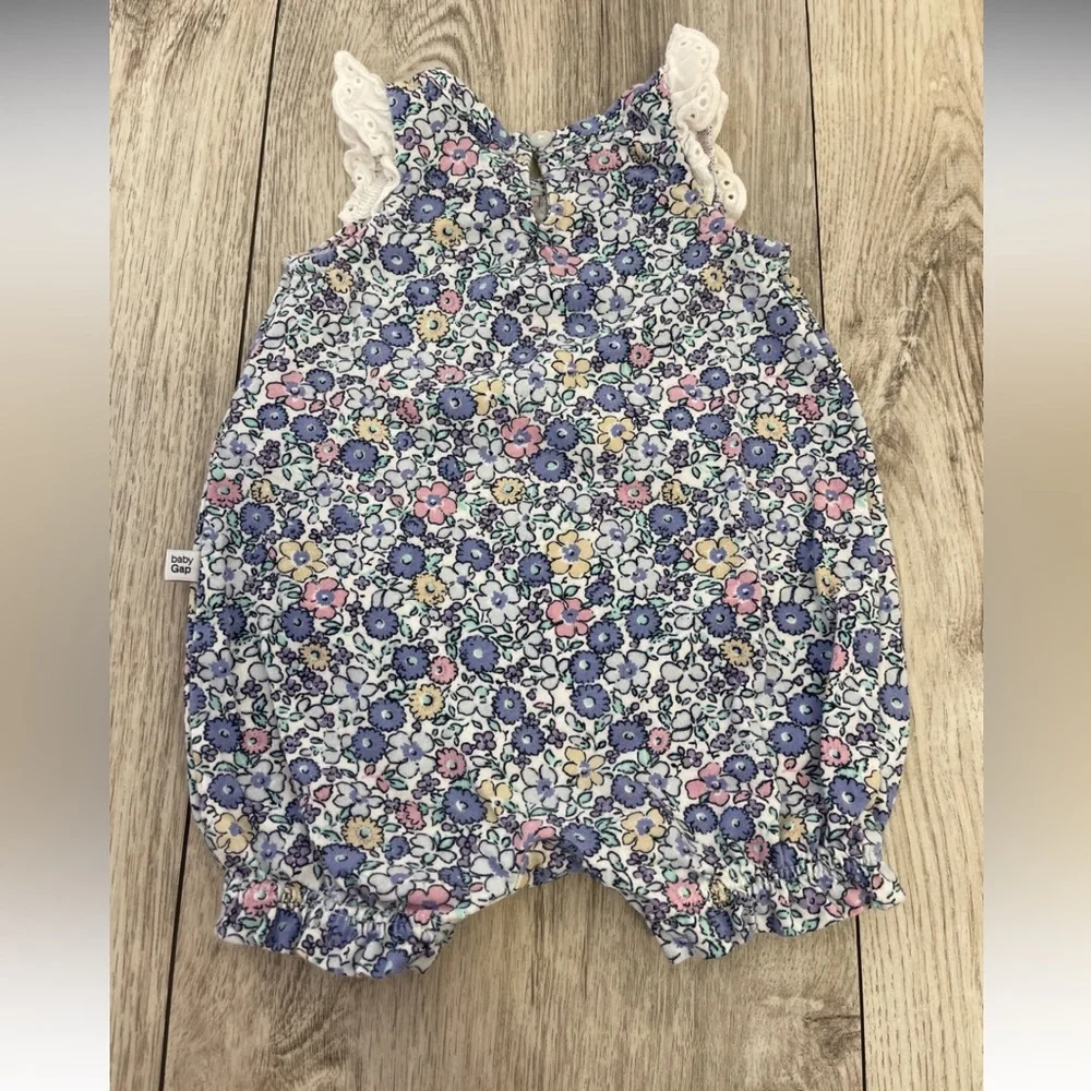 Floral Baby Gap Up To 7 Lbs Romper